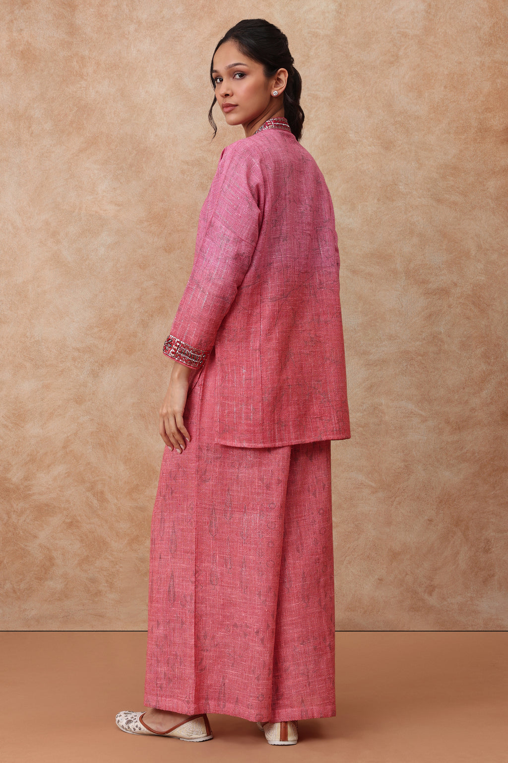 The 'Ketaki' Hand-Embroidered bhagal pur linen Co-ord Set - Ilaara Studio