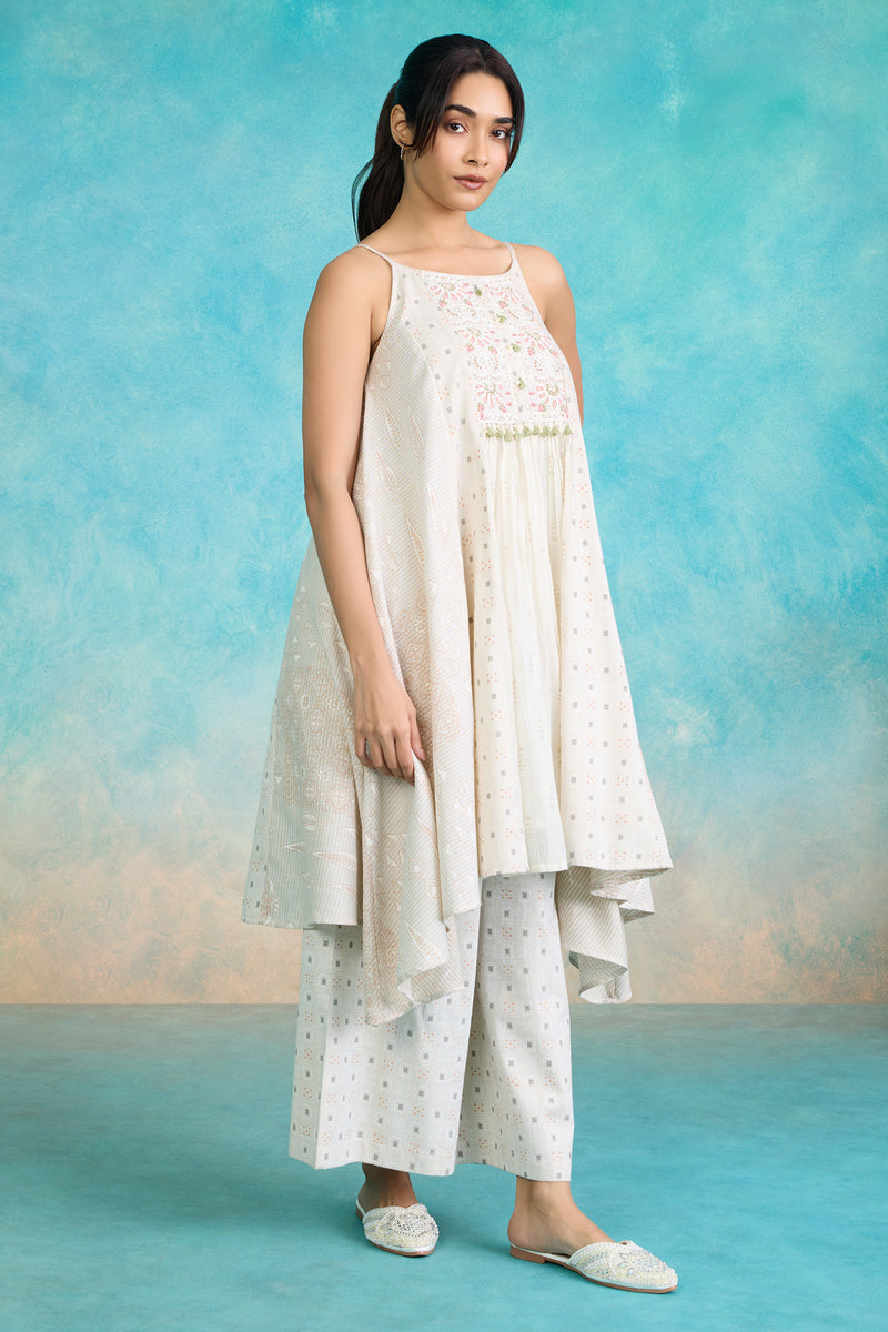 The 'Chambeli' Floral Kurta-Palazzo Set