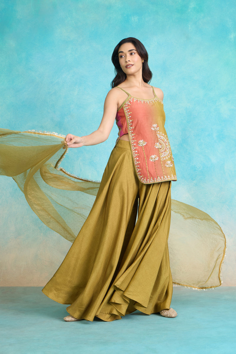 The 'Khatta-Meetha' Long-Crop Set