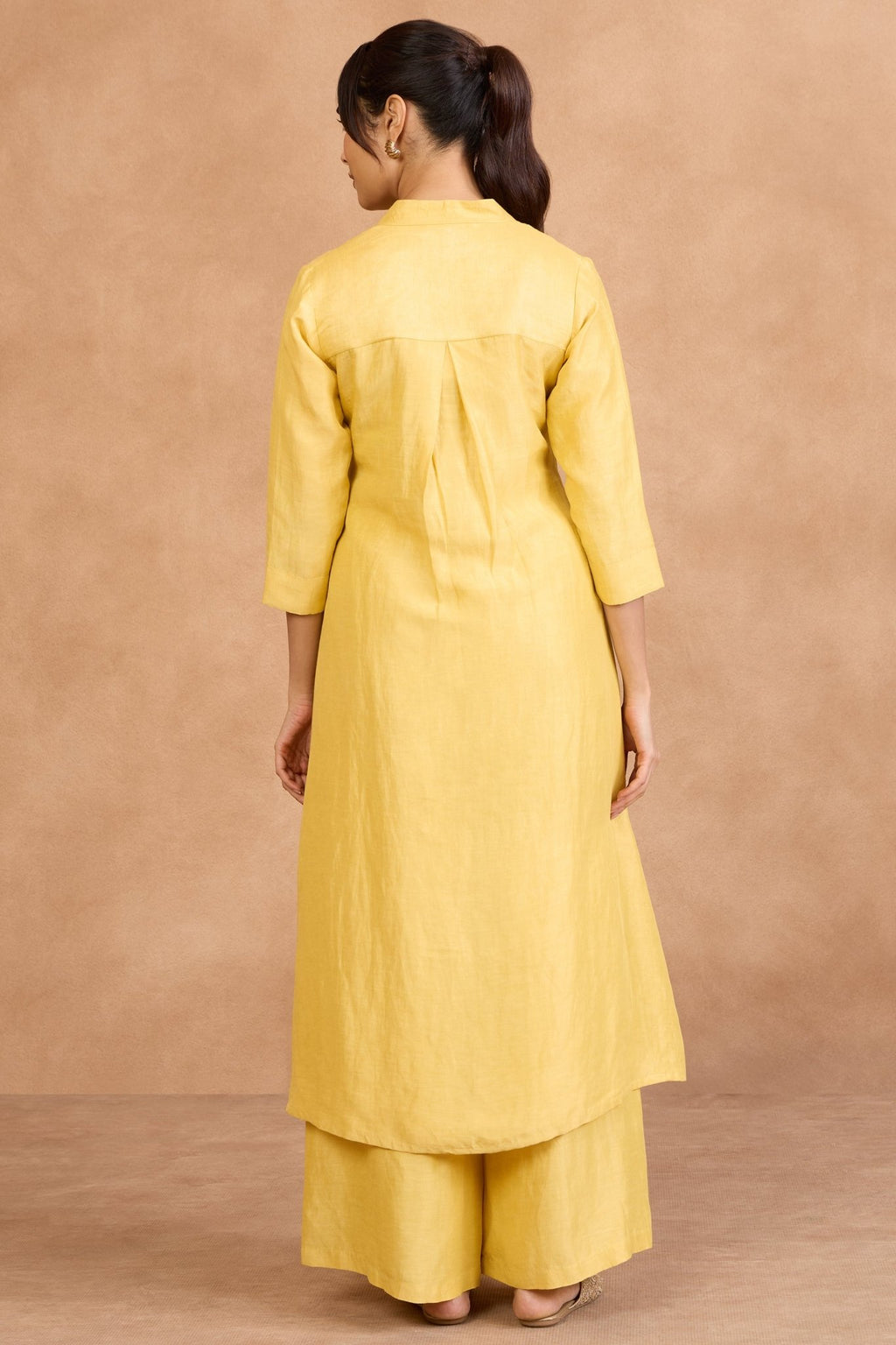 The 'Nimbu' Linen - Satin Pocket Kurta - Palazzo Set - ilaaraThe 'Nimbu' Linen - Satin Pocket Kurta - Palazzo Set