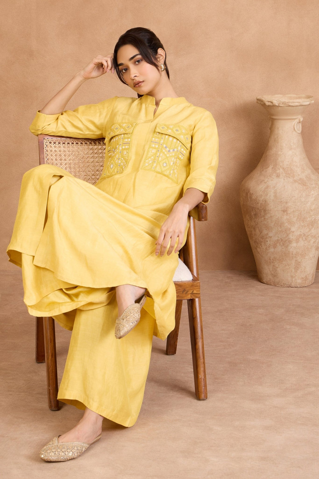 The 'Nimbu' Linen - Satin Pocket Kurta - Palazzo Set - ilaaraThe 'Nimbu' Linen - Satin Pocket Kurta - Palazzo Set