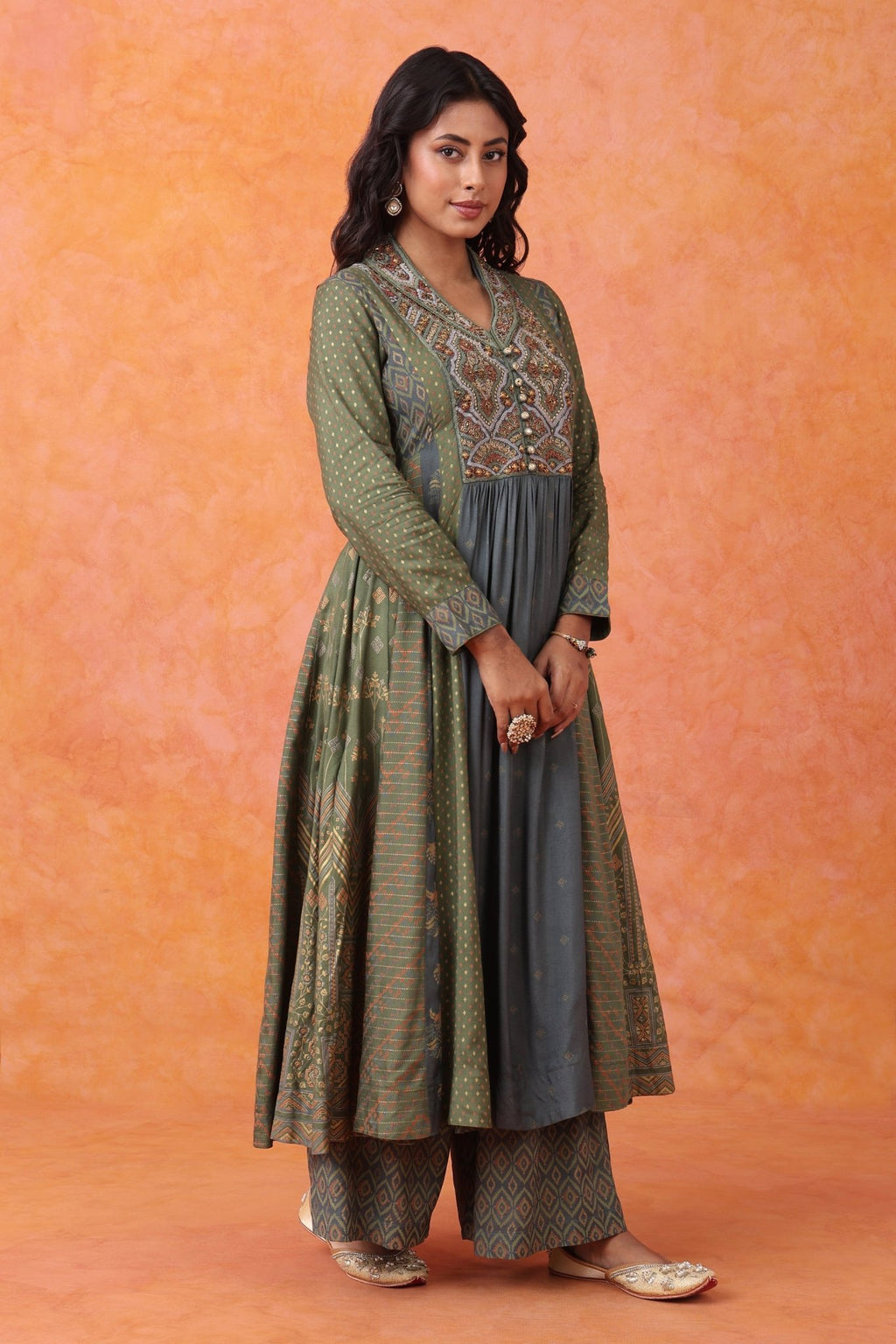 The 'Vanya' Malai Silk Kurta - Palazzo Set - ilaaraThe 'Vanya' Malai Silk Kurta - Palazzo Set