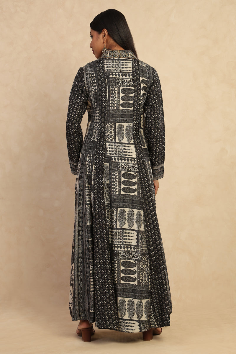 The 'Charcoal Kalidaar' Asymmetric Kurta Set with Jacket