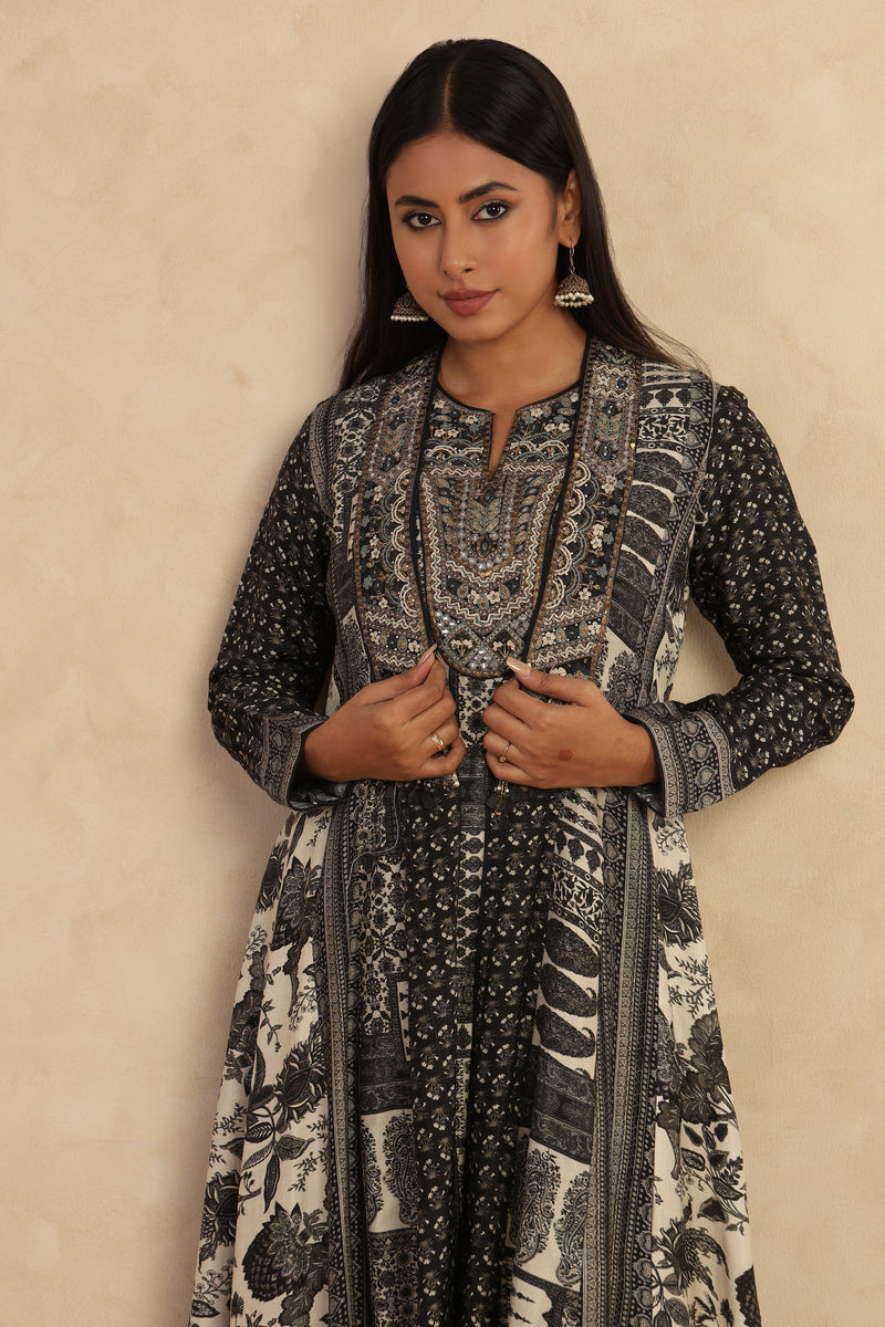 The 'Charcoal Kalidaar' Asymmetric Kurta Set with Jacket